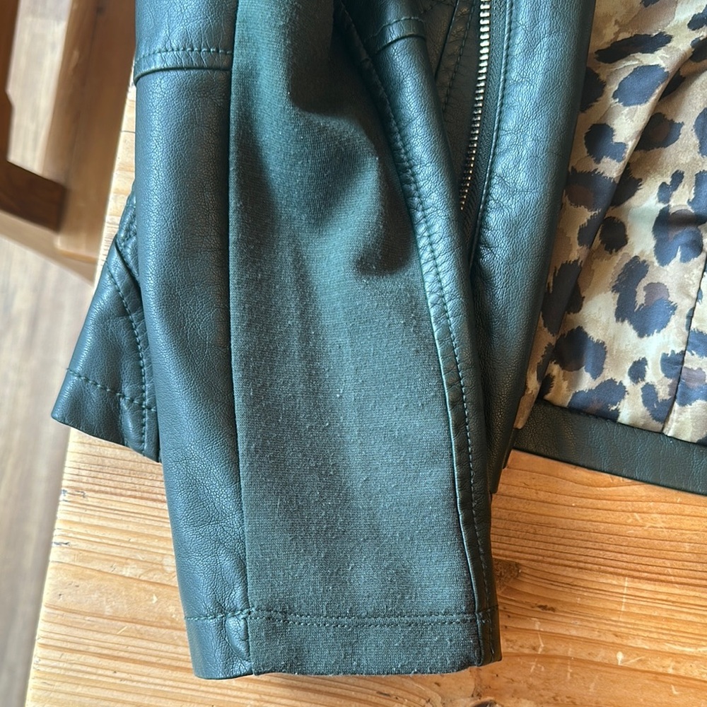 Black Rivet Women’s Faux Green Leather Moto Jacket - Picture 6 of 13